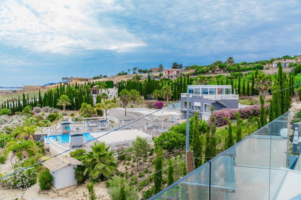 ليكاتا Villa La Perla المظهر الخارجي الصورة